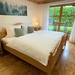Alpentraum - Tiefengruen Und Tiefenblau Oberstdorf
